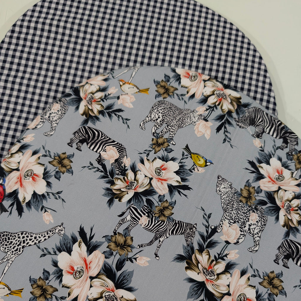 UPPABABY PRAM BASSINET LINER, FITS ALL UPPABABY BASSINETS. blue pretty jungle / small navy gingham