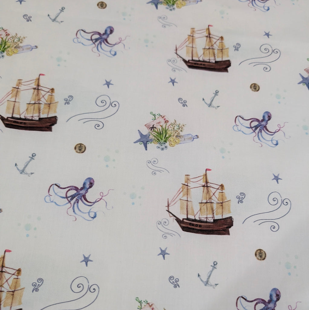 DELUXE UNIVERSAL FIT PRAM LINER out to sea