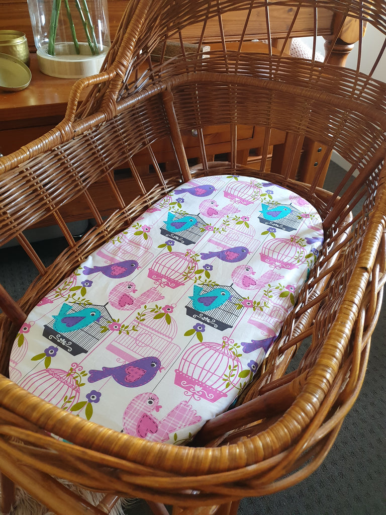 Fitted Petite Sheet CAGE BIRDIES